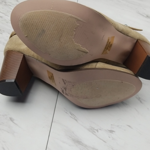 Chase + Chloe Tan Booties - Picture 6 of 9